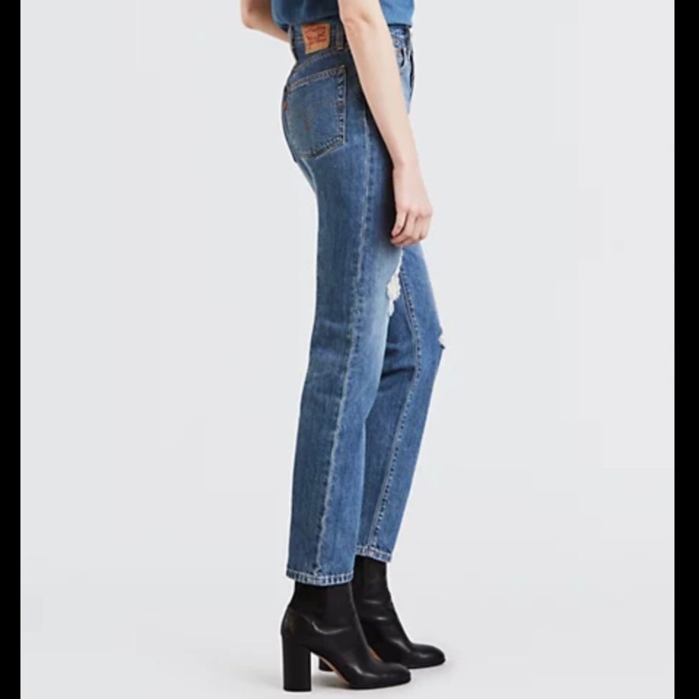Levi’s Straight Leg Jean - Picture 5 of 5